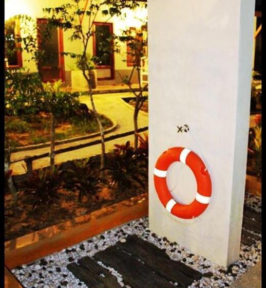 호텔 Phuket Muay Thai House