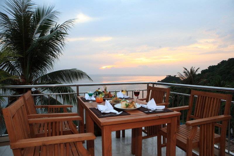 ホテル Pinnacle Koh Tao Resort