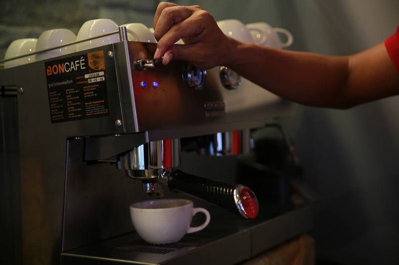 בית מלון כפרי Pj Patong Resortel