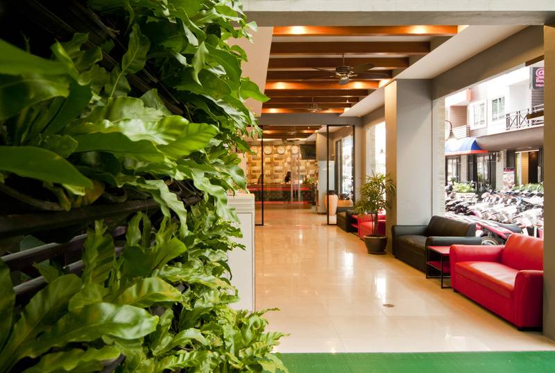 בית מלון כפרי Pj Patong Resortel