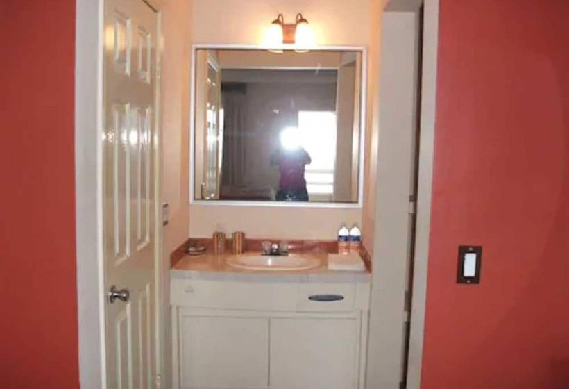 בית מלון כפרי Pueblito Inn