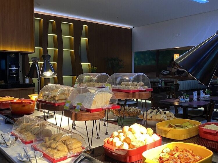 Quality Hotel Manaus