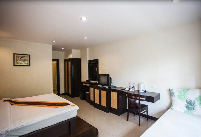 호텔 Royal Nakara Ao Nang