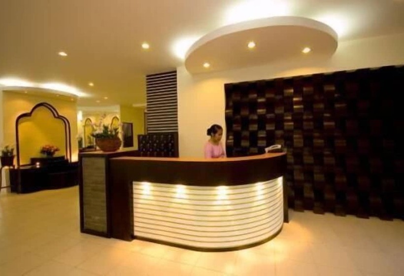 호텔 Royal Nakara Ao Nang