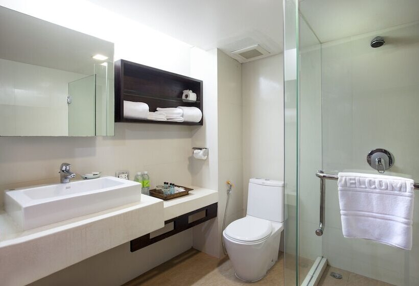 Safari Beach Hotel   Sha Extra Plus