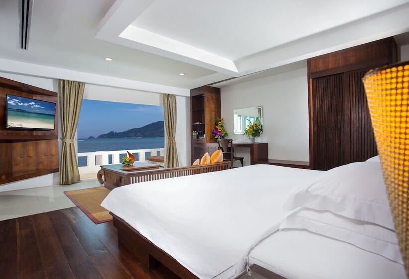 Safari Beach Hotel   Sha Extra Plus