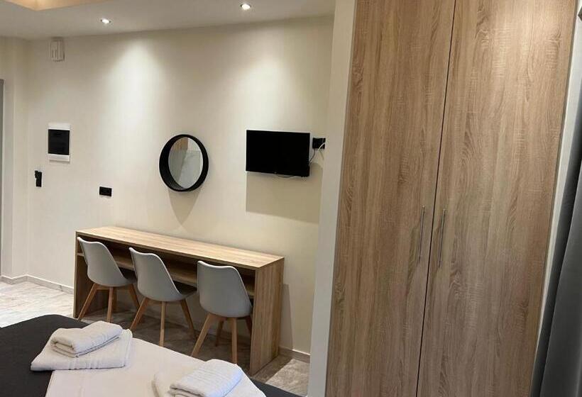 فندق Saint Spiridon