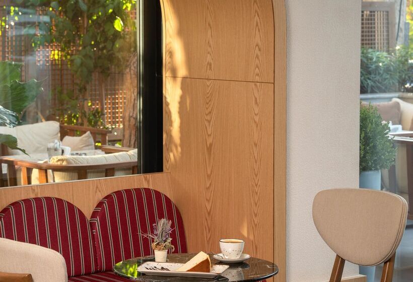 هتل Sherwood Premio