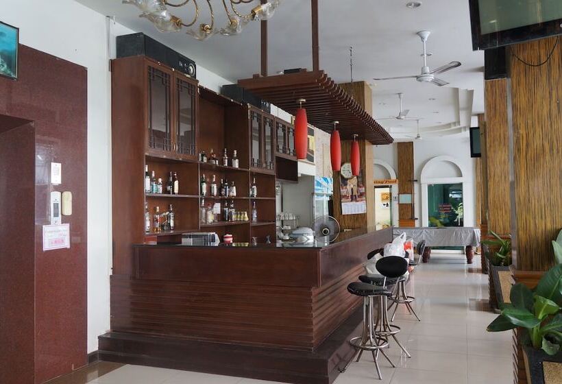 בית מלון כפרי Sm Resort Phuket