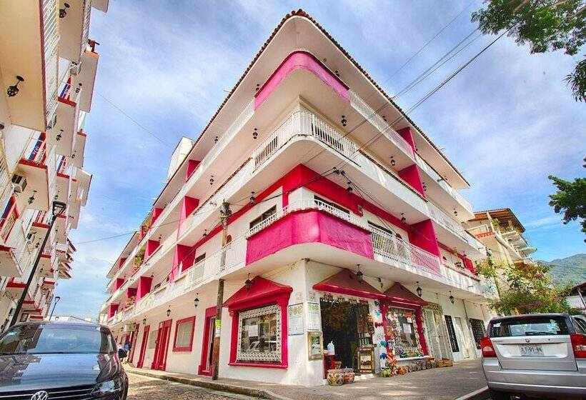 Suites Plaza Del Rio   Family Hotel Malecón Centro