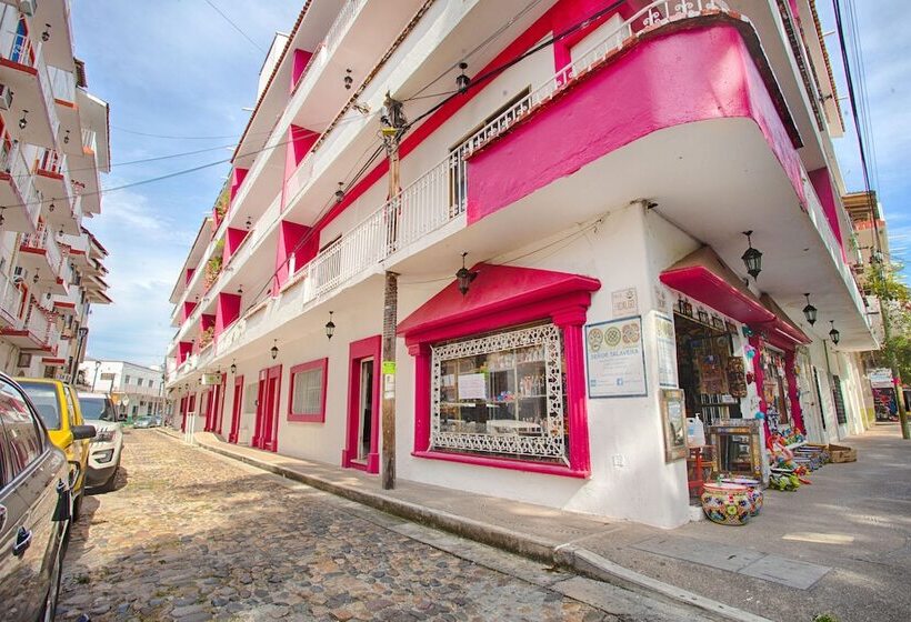 Suites Plaza Del Rio   Family Hotel Malecón Centro