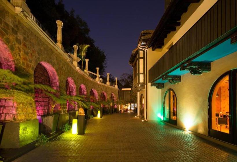 בית מלון כפרי The Aubrey Boutique