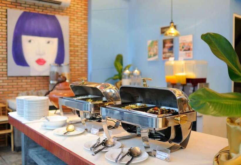 Hotel The Lantern Resorts Patong   Sha Extra Plus