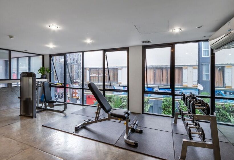 Hotel The Lantern Resorts Patong   Sha Extra Plus