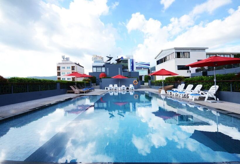 Hotel The Lantern Resorts Patong   Sha Extra Plus