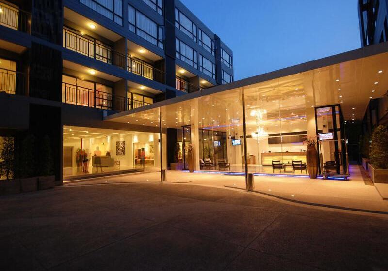 Hotel The Lantern Resorts Patong   Sha Extra Plus