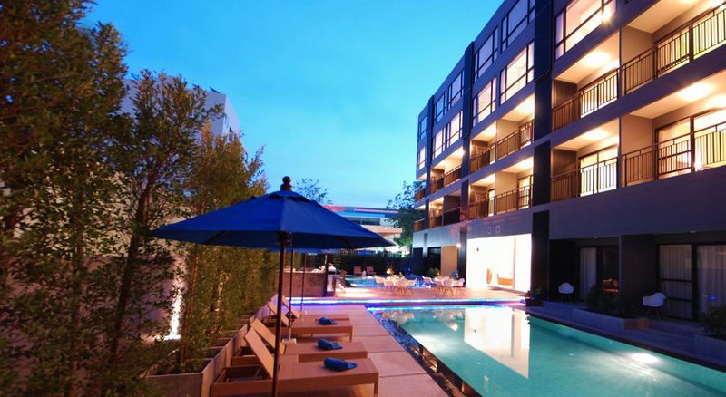 Hotel The Lantern Resorts Patong   Sha Extra Plus