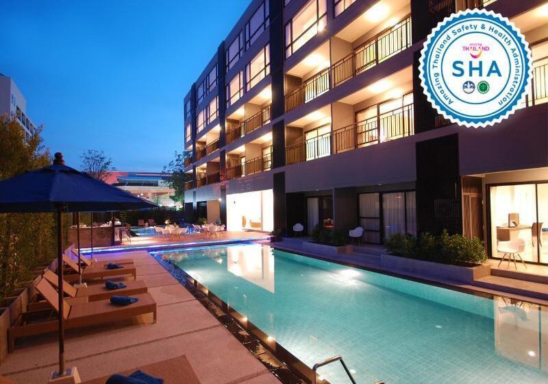 Hotel The Lantern Resorts Patong   Sha Extra Plus