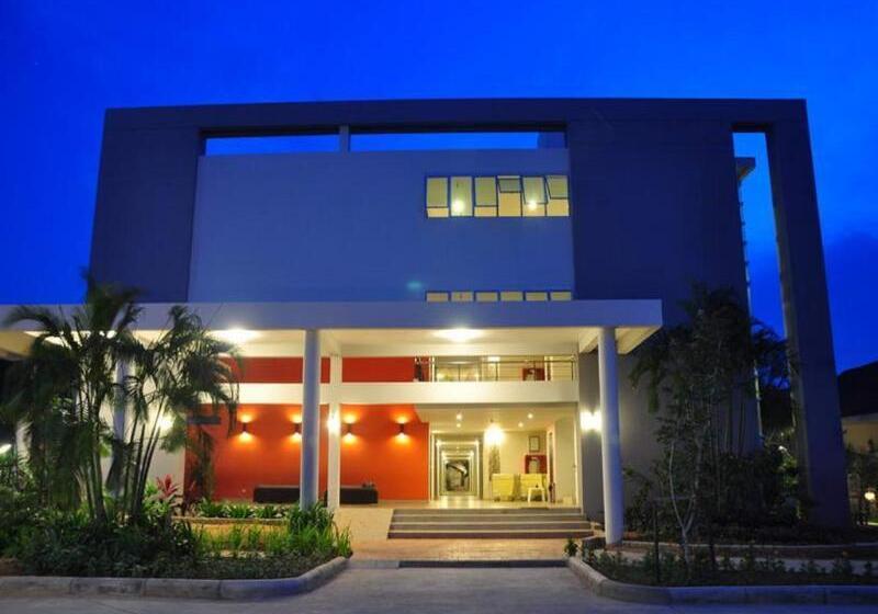 ホテル The Natural Resort