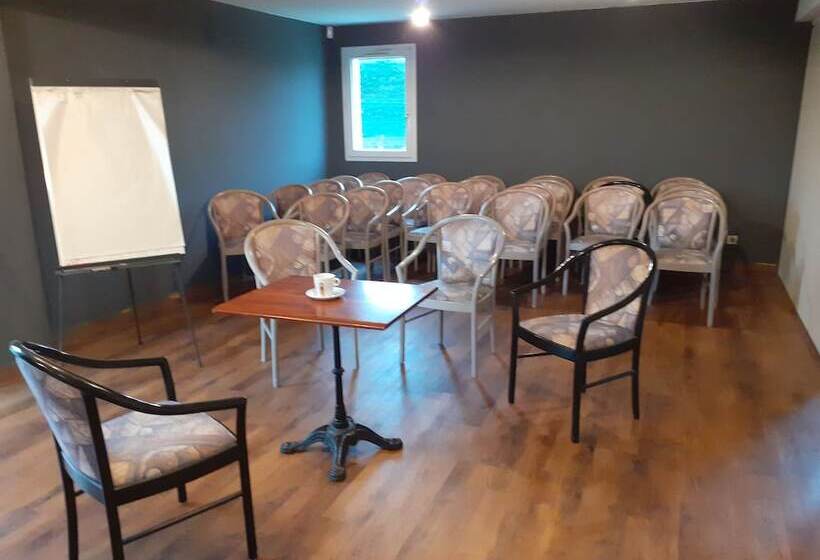 فندق The Originals Access, Hôtel Clermontferrand Nord