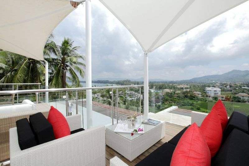 호텔 The Park Surin By Resava