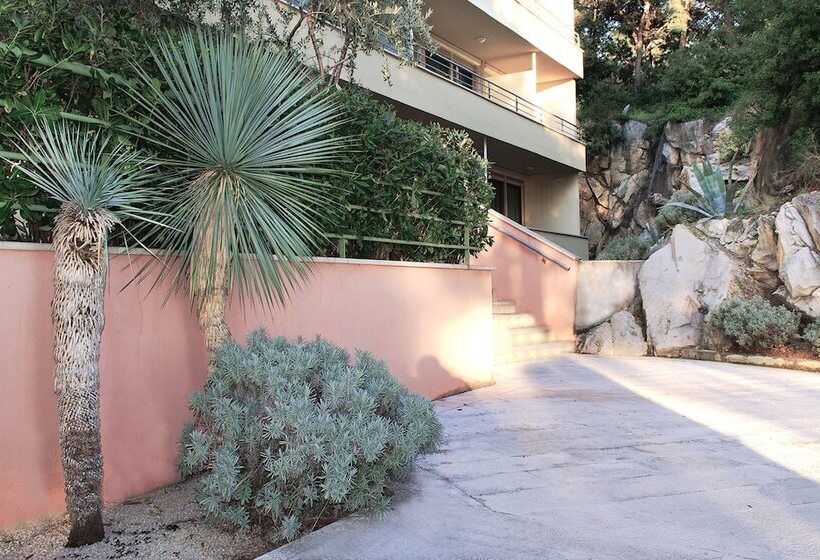 בית מלון כפרי The Residence Apart