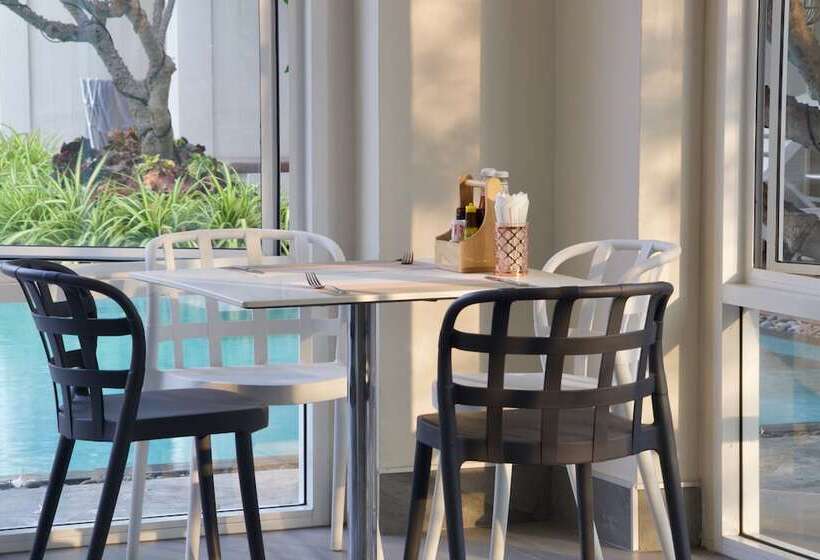 Hotel The Sea Cret Hua Hin