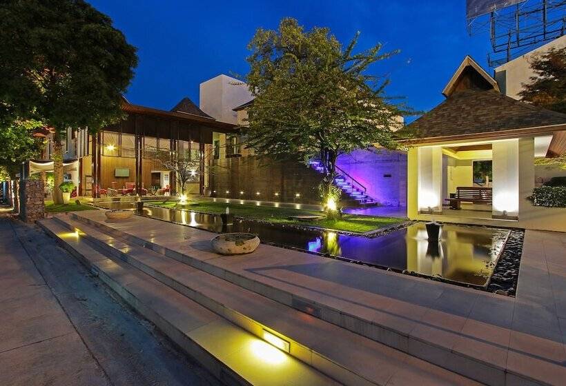 Szálloda The Serenity Hua Hin