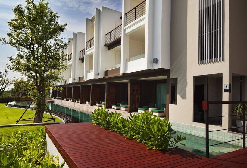 Szálloda The Serenity Hua Hin
