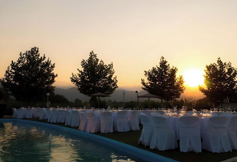 فندق Thessalikon Grand