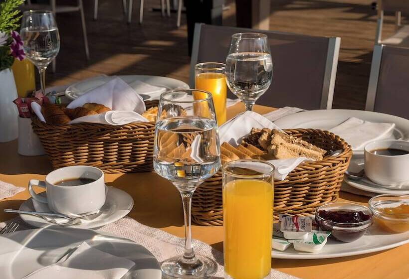 فندق Thessalikon Grand