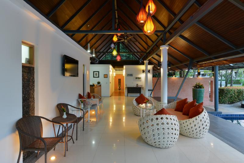 בית מלון כפרי Tinidee Golf Resort Phuket   Sha Extra Plus