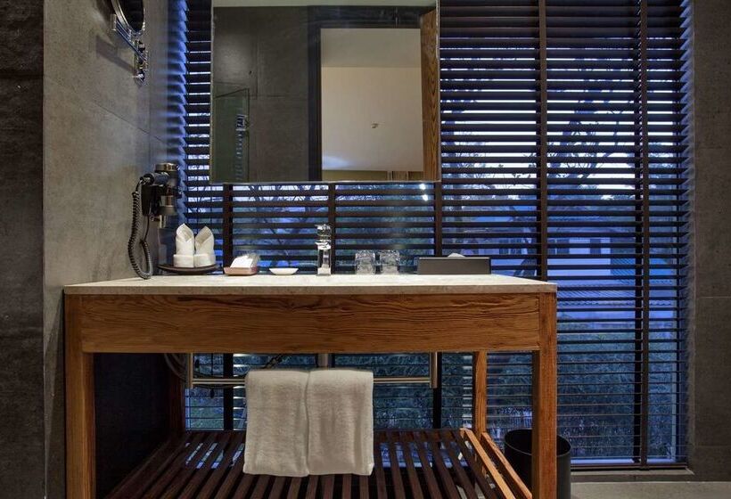 فندق U Inchantree Kanchanaburi