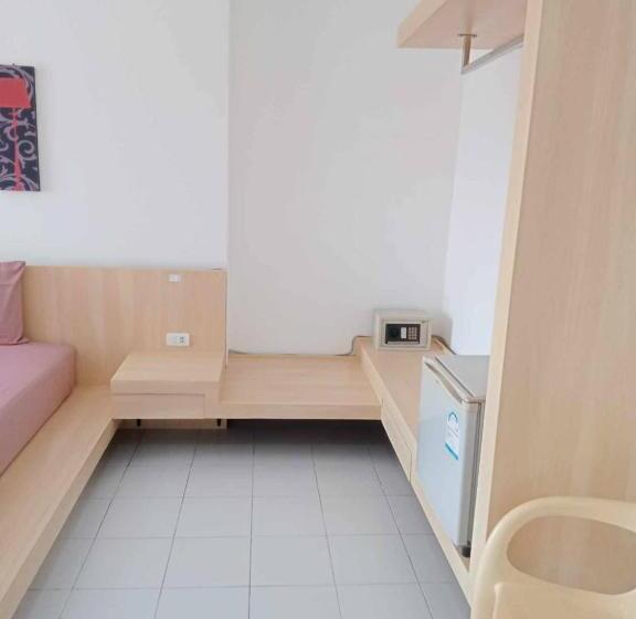 فندق Urban Patong Residence