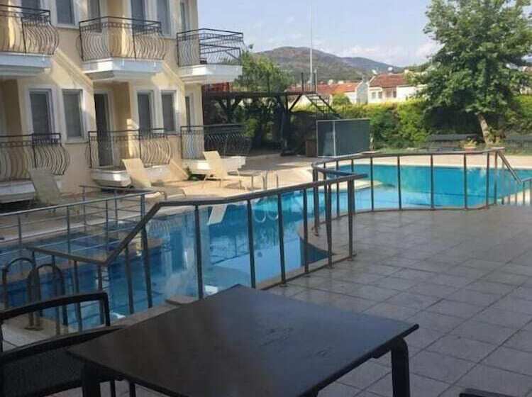 Отель Verdeport