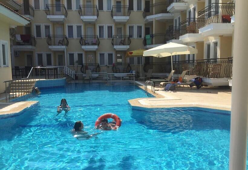 Отель Verdeport