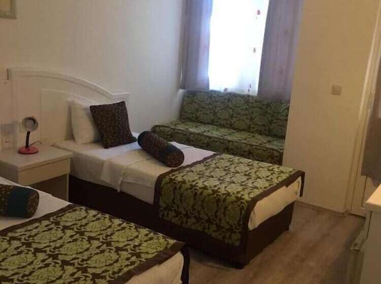 Отель Verdeport