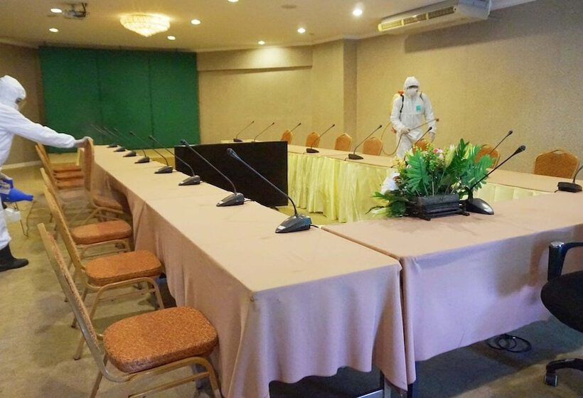 酒店 Viang Tak Riverside