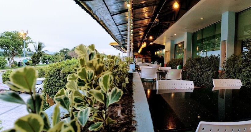 酒店 Viang Tak Riverside