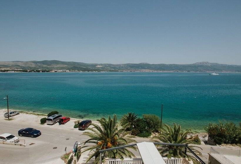 בית מלון כפרי Vila Tina