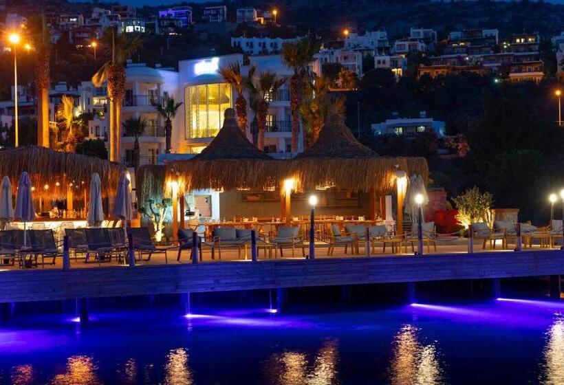 فندق Vita Bella Resort & Spa