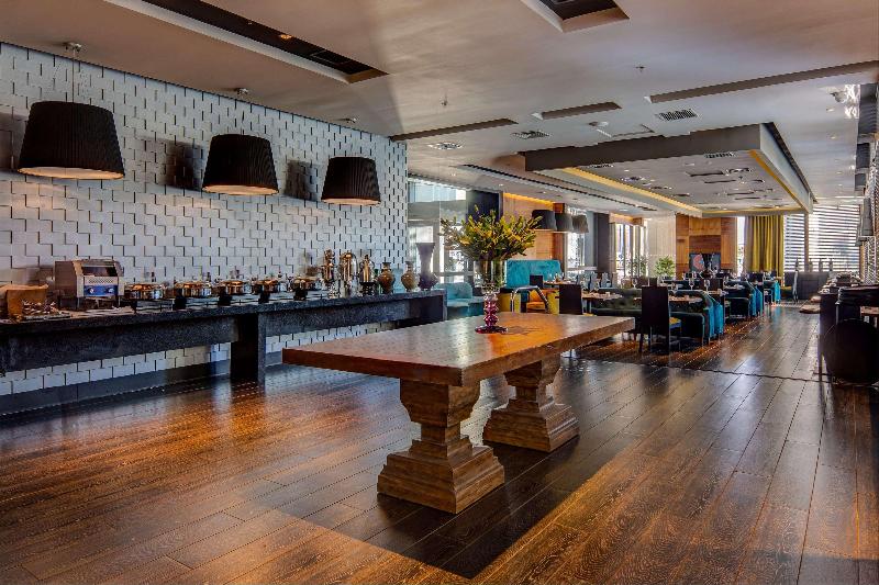 酒店 Wyndham Santiago Pettra