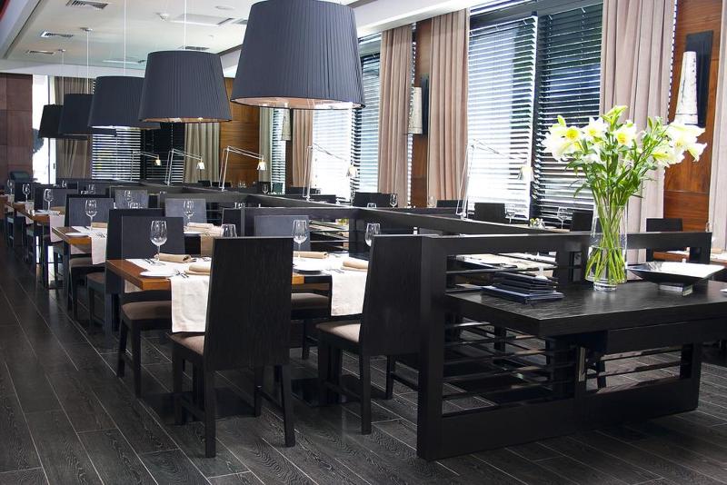 هتل Wyndham Santiago Pettra