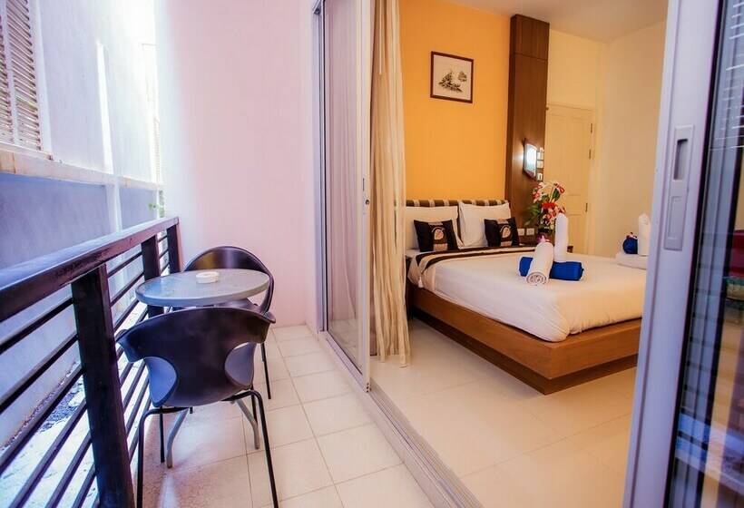 Kata Blue Sea Resort