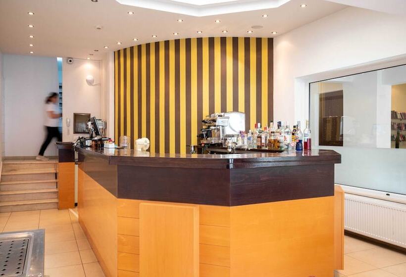 فندق Kitro Beach Hοtel