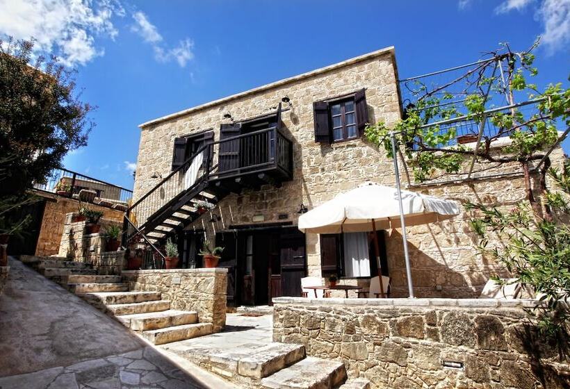 Leonidas Village Houses