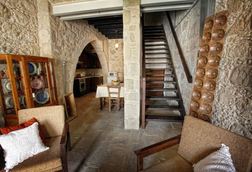 Leonidas Village Houses