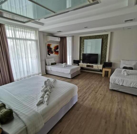 A Te Chumphon Hotel   Sha Plus