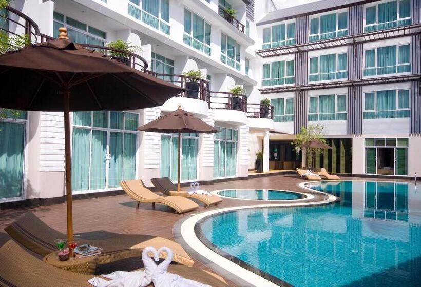 A Te Chumphon Hotel   Sha Plus