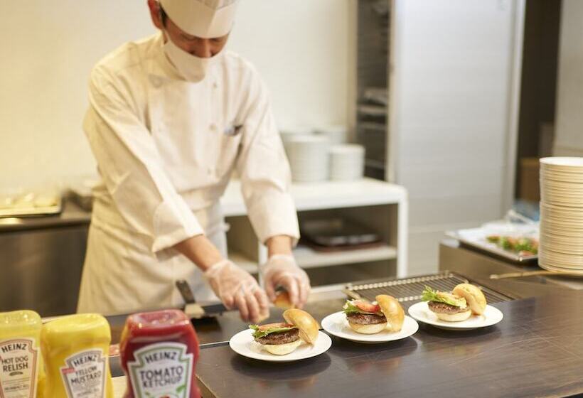 Oriental Hotel Tokyo Bay